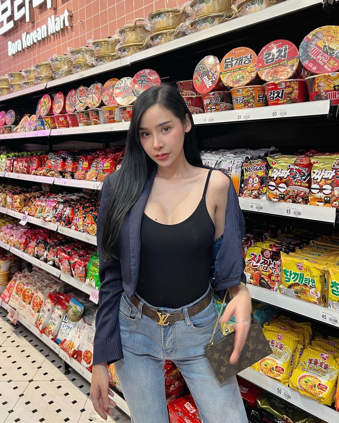 ฟ้า บาร์บี้