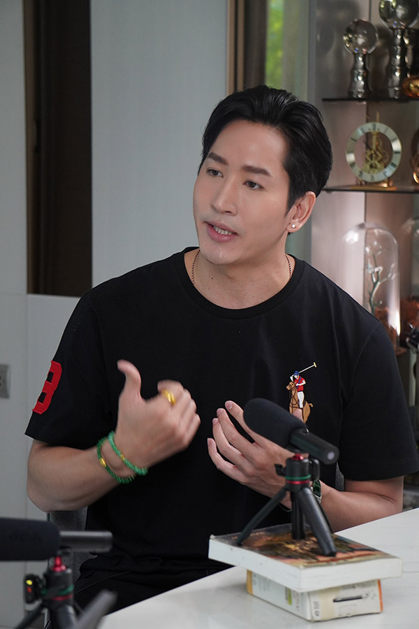 ไนกี้ นิธิดล