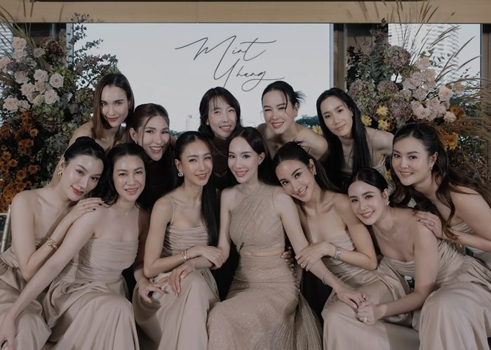 พลอย ภรรยา กันต์ กันตถาวร ร่วมแก๊งเพื่อนเจ้าสาว มิ้นท์ ณัฐวรา