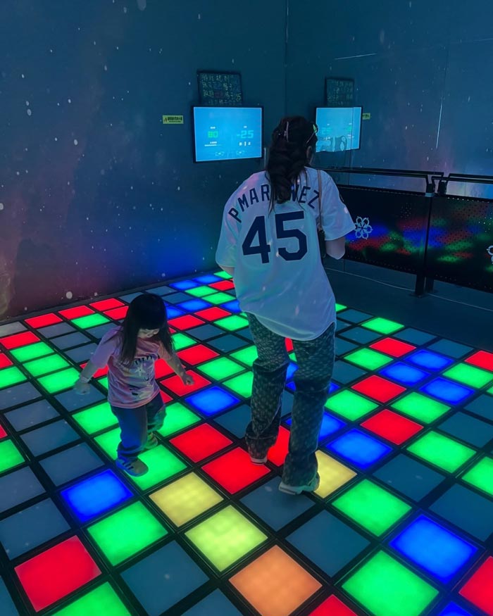 ครอบครัว ชมพู่ อารยา