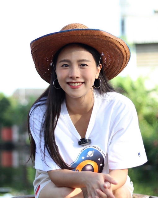 ไอซ์ รักชนก ประวัติ