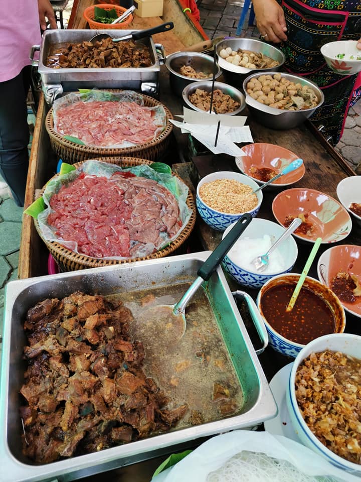 ร้านอาหารอยุธยา ริมน้ำ