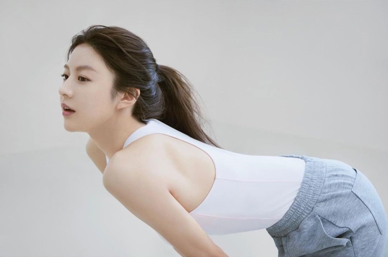 โกยุนจอง ประวัติ go yoon jung