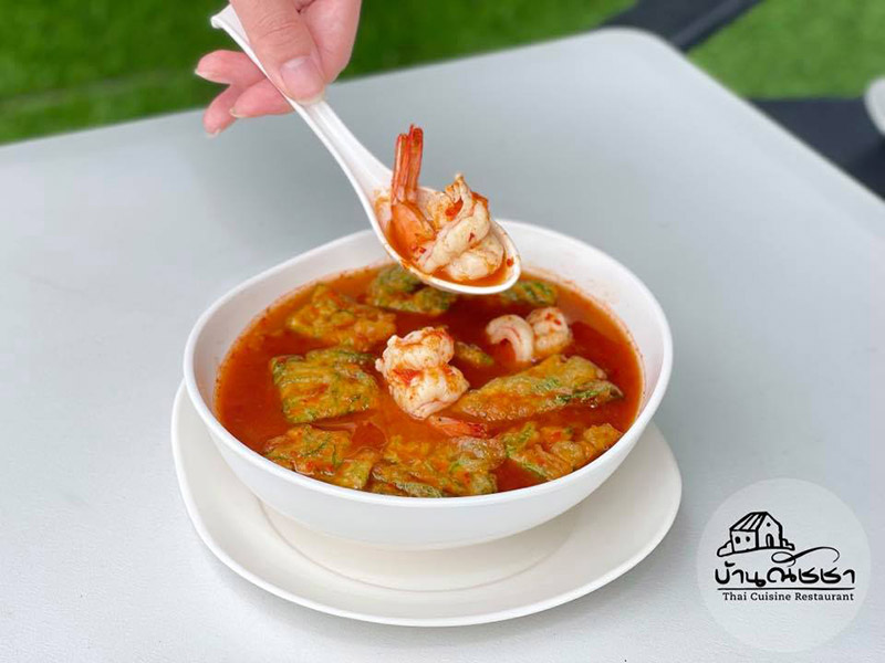 ร้านอาหารริมน้ำ ใกล้กรุงเทพฯ