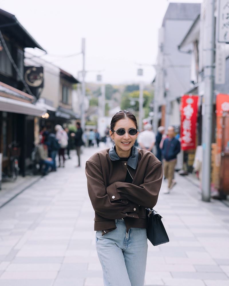 เนย โชติกา ประกาศขายบ้านติดทะเล