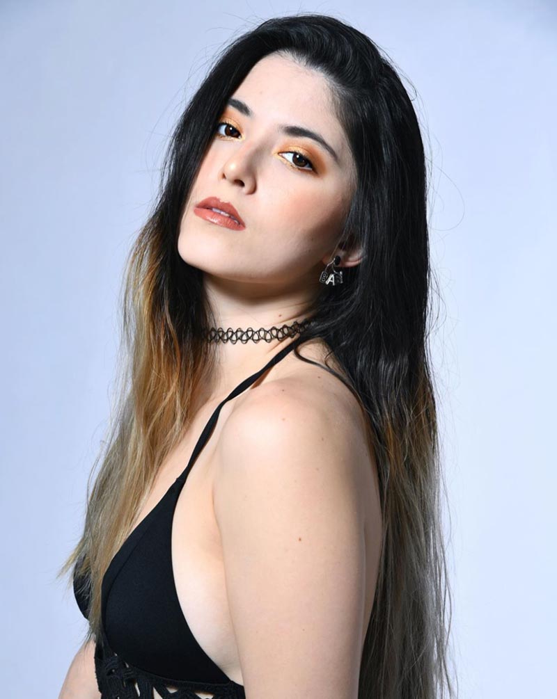 โซฟี่ อัปสรสิริ