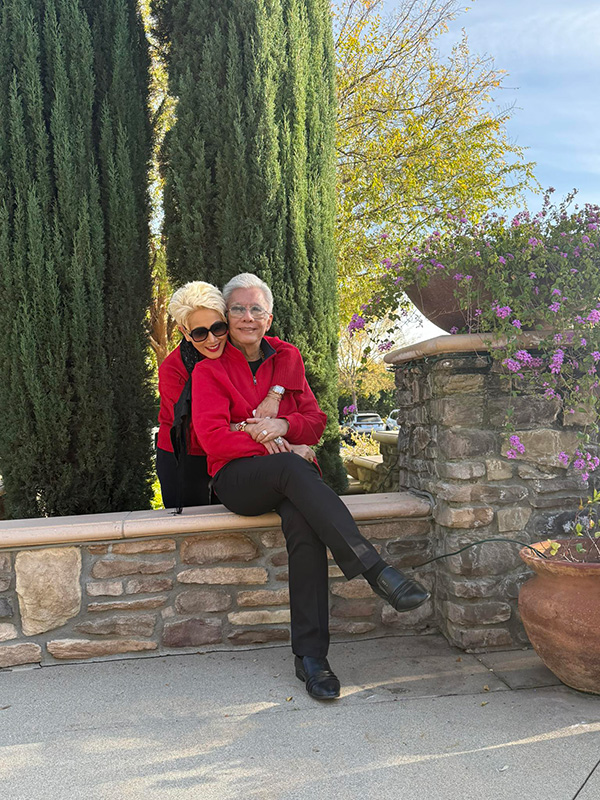 สุรชัย สมบัติเจริญ