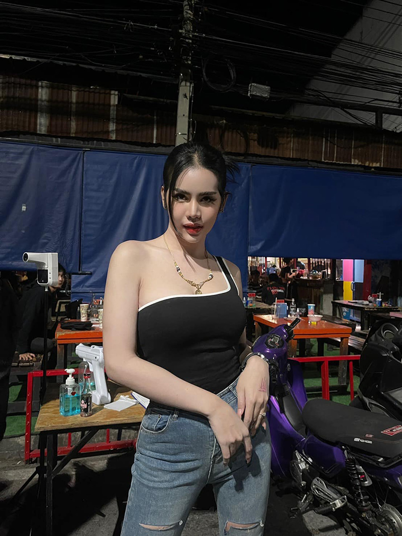 นารา เครปกะเทย