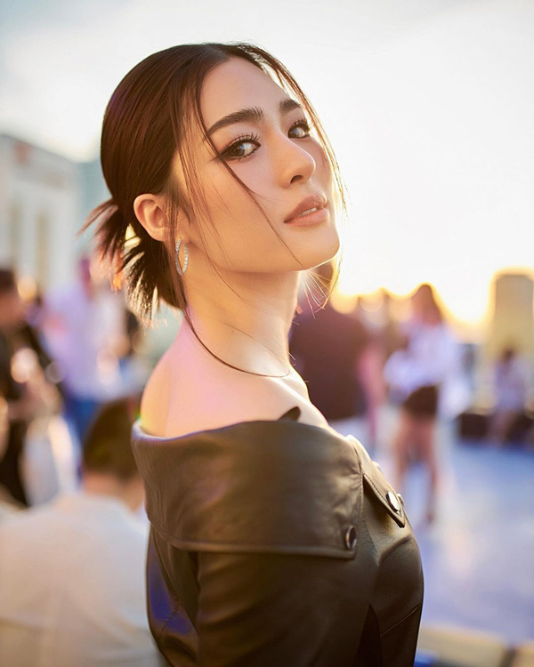 หลิงหลิง ศิริลักษณ์