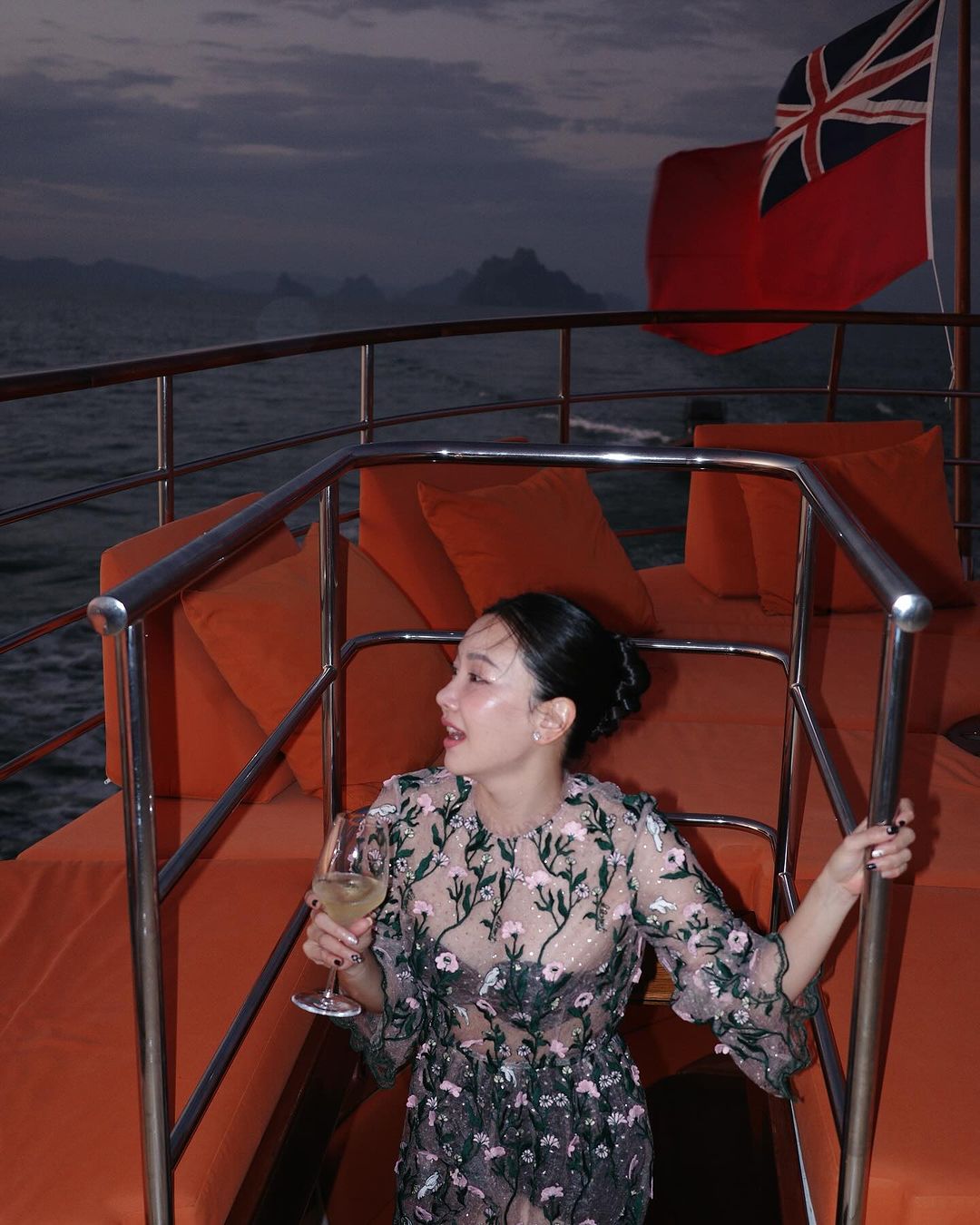 นุ่น วรนุช