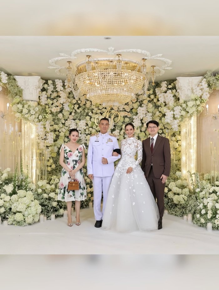  งานแต่ง หมวดอ๋อ หมอเพื่อน