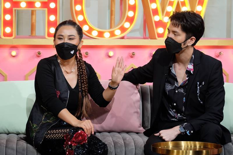 ลาล่า อาร์สยาม, แพน สุรเกียรติ