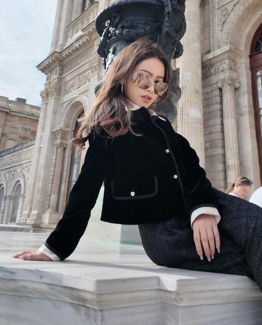 เมย์ ดร.วาสนา อินทะแสง ประวัตินักธุรกิจสาวสวย รวย เก่ง เจ้าของ Rolling Round