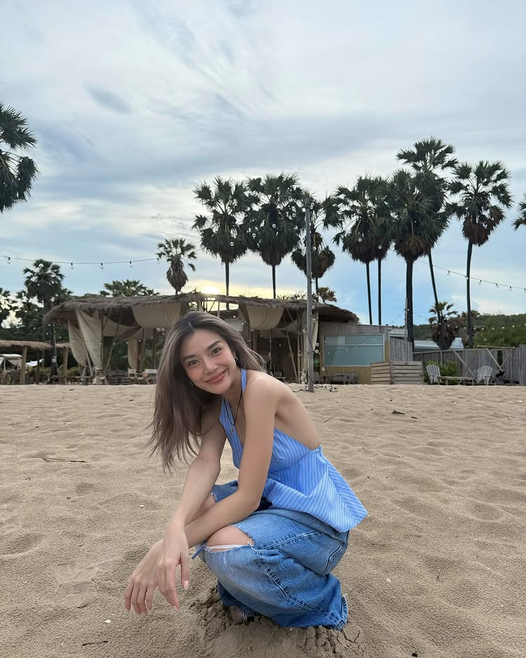 ปราง กัญญ์ณรัณ กับชุดเที่ยวทะเลเซ็กซี่