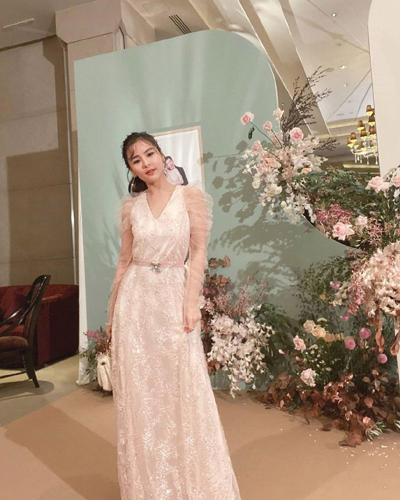 ชุดราตรียาว