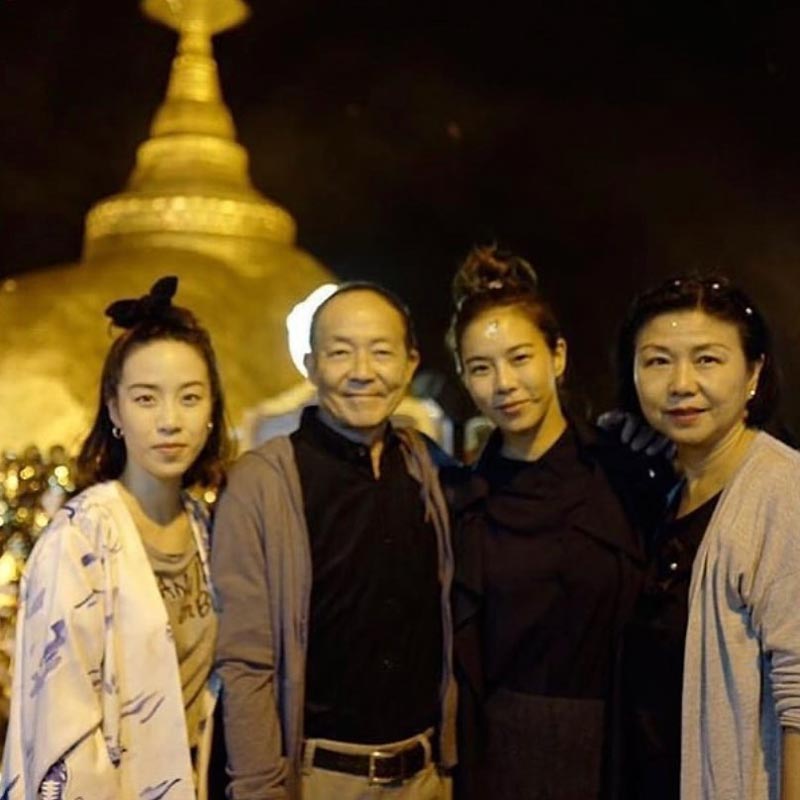 คริส พลอย หอวัง