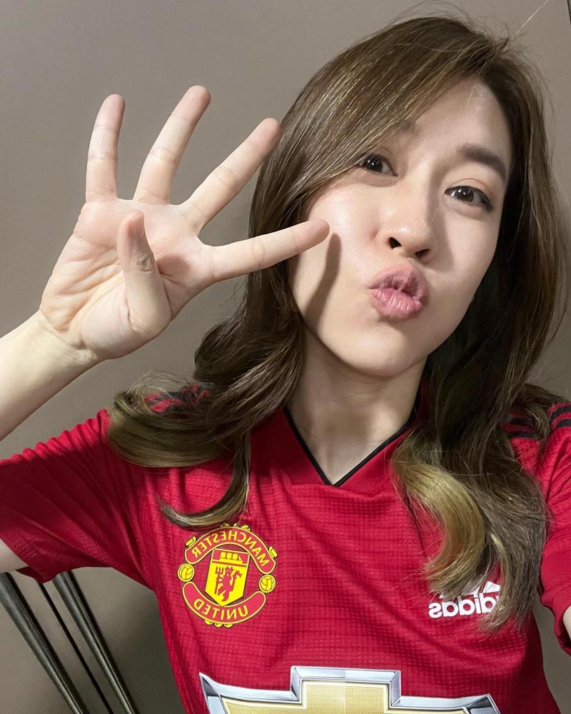 เชียร์ ฑิฆัมพร