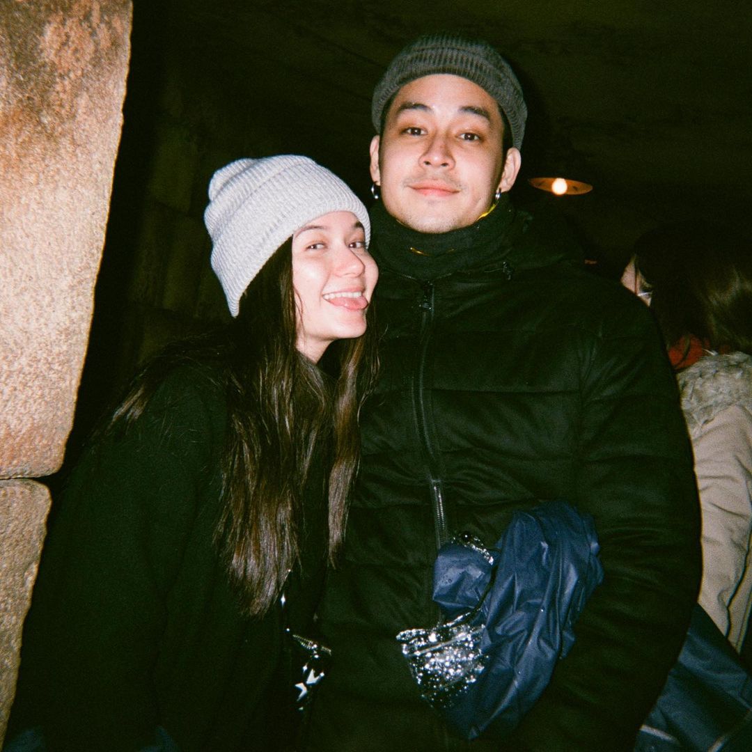  เก้า จิรายุ, วี วิโอเลต