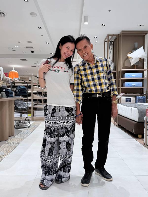 พ่อจ๊ะ นงผณี