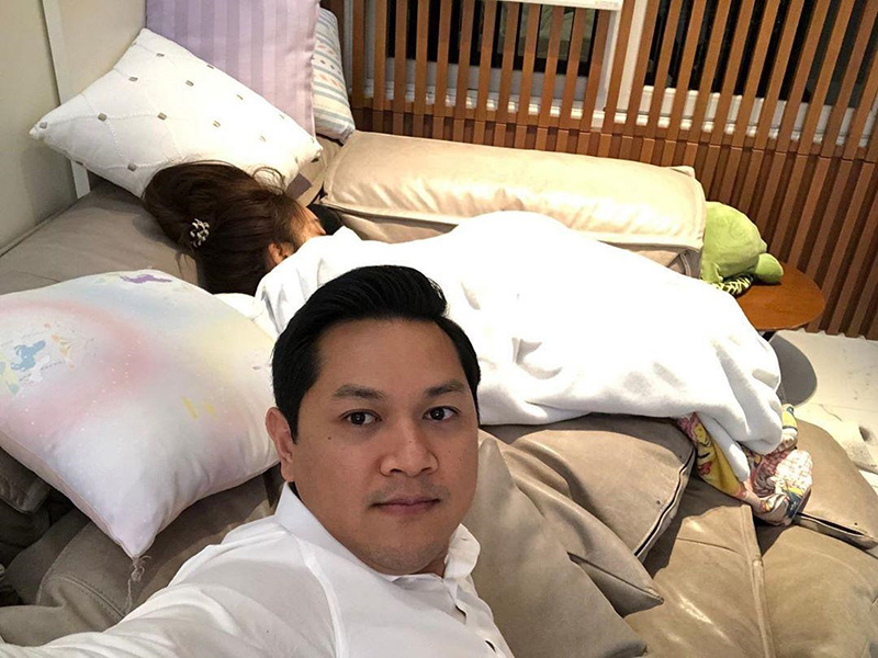 ป๊อป นิธิ