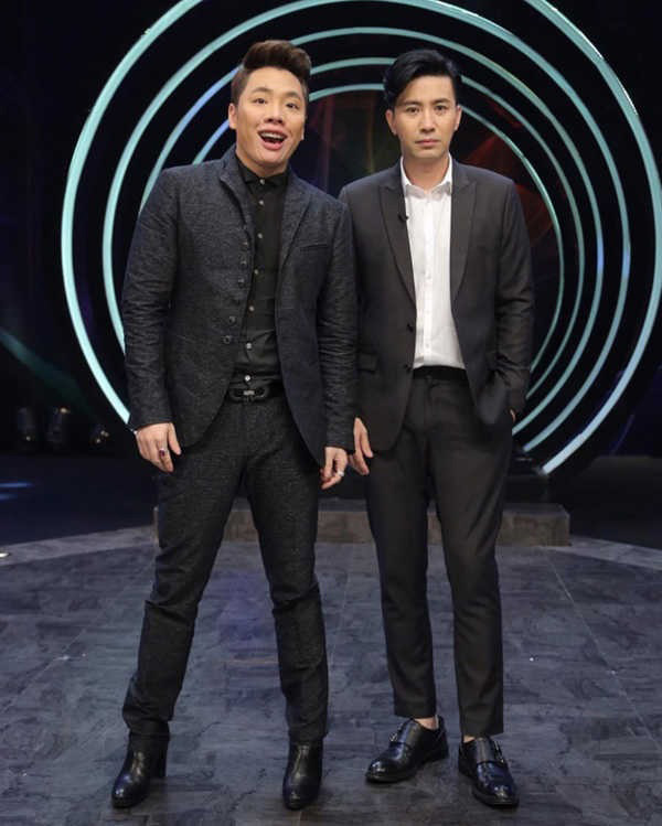 หนุ่ม กรรชัย - มดดำ