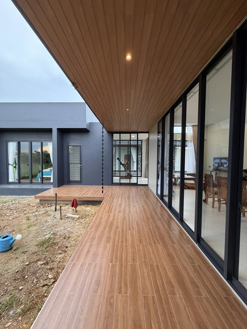 บ้านกลางทุ่งนา