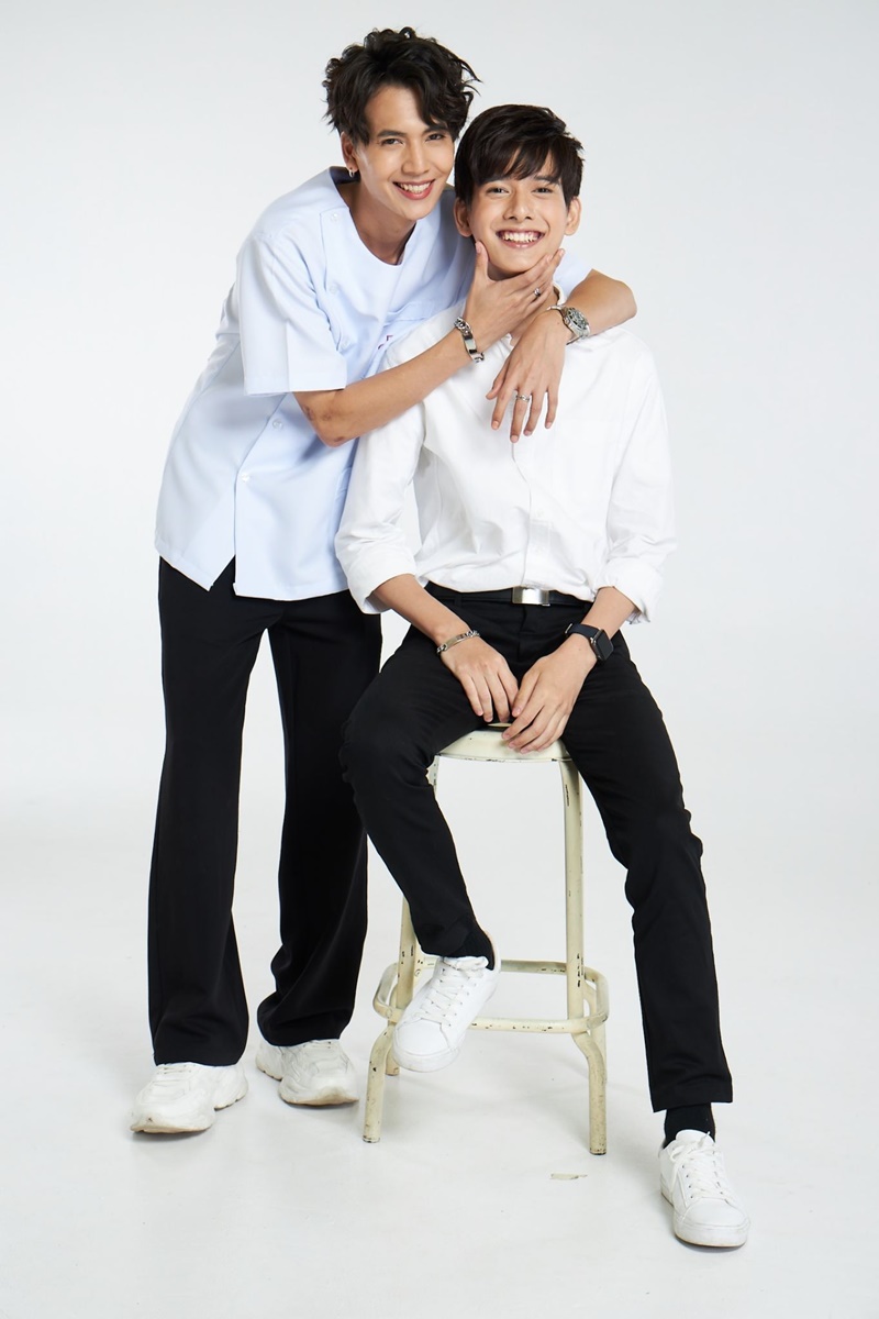 2Moons The Ambassador เดือนเกี้ยวเดือน