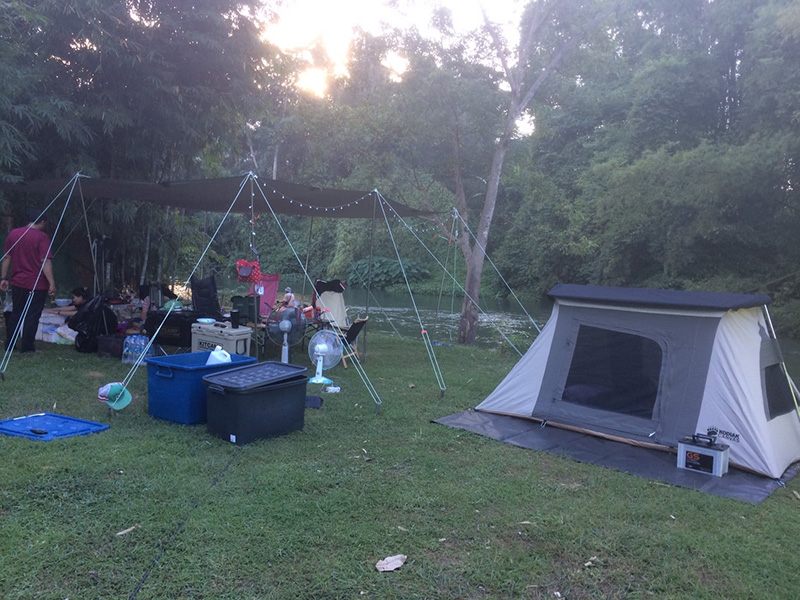 ลานกางเต็นท์