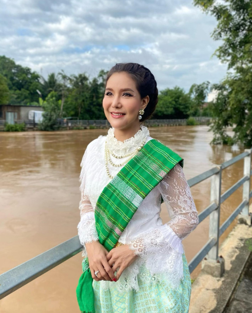 ต้อม รชนีกร พัฒนาการความสวย
