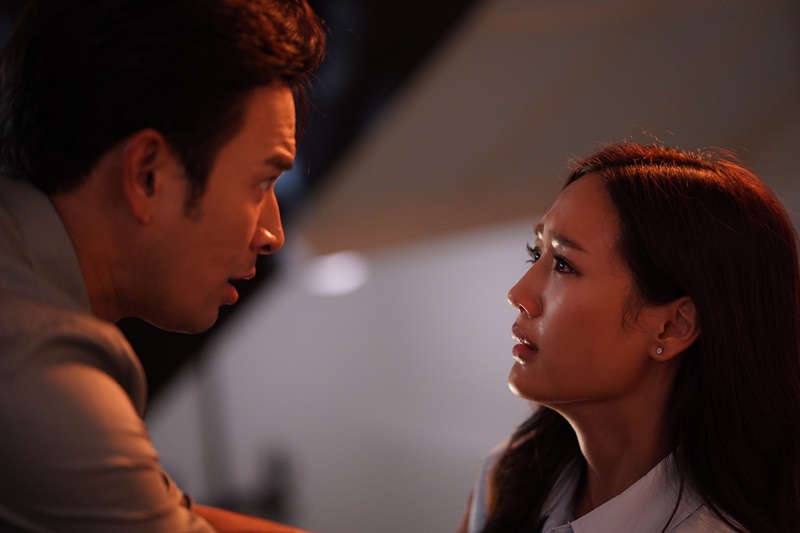 รักหักหลัง นักแสดง