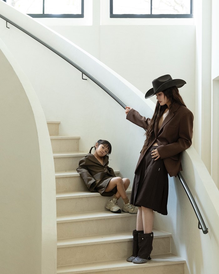 เจนี่ เทียนโพธิ์สุวรรณ เปิดเหตุผลต่อผมยาว หลังลูกไม่กล้ากอด 