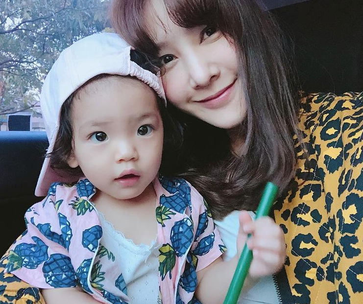 แตงโม นิดา