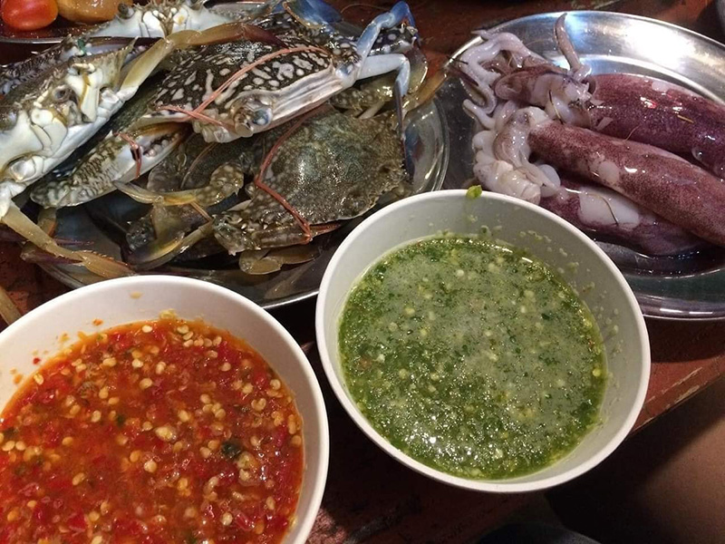 น้ำจิ้มรสจัดจ้าน ร้านสุดเขตทะเลเผา