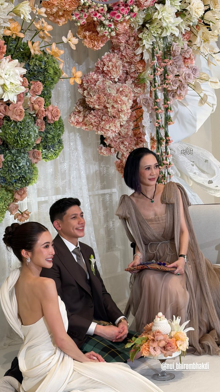  มายด์ ลภัสลัล พาย สุนิษฐ์ เข้าพิธีหมั้นหวานชื่น