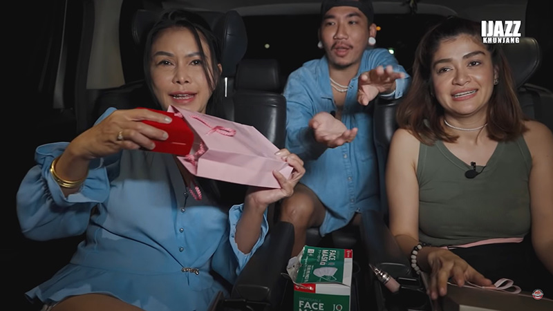 แจ๊ส ชวนชื่น เซอไพรส์แม่ 2 เด้ง