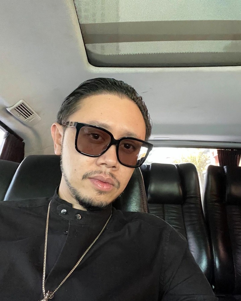 ขันเงิน ไทเทเนียม