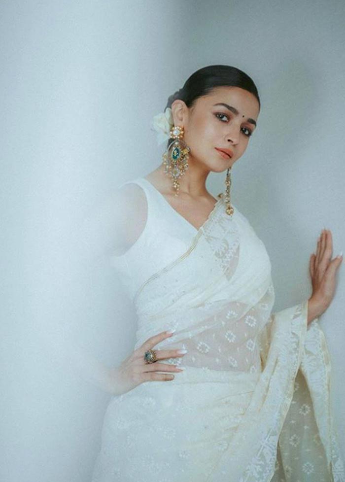 อเลีย บาตต์