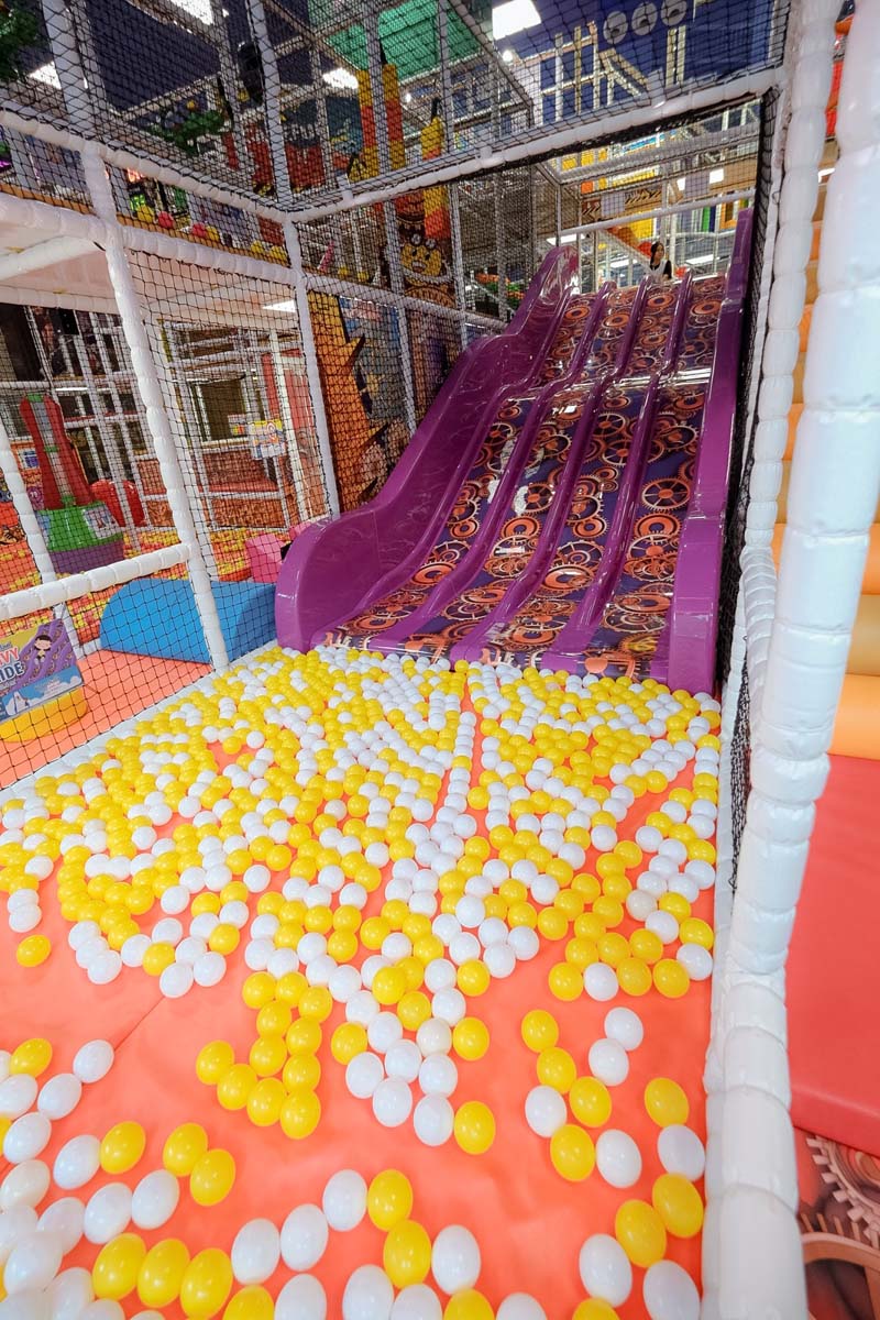 ฮาร์เบอร์แลนด์ เซ็นทรัล แจ้งวัฒนะ 