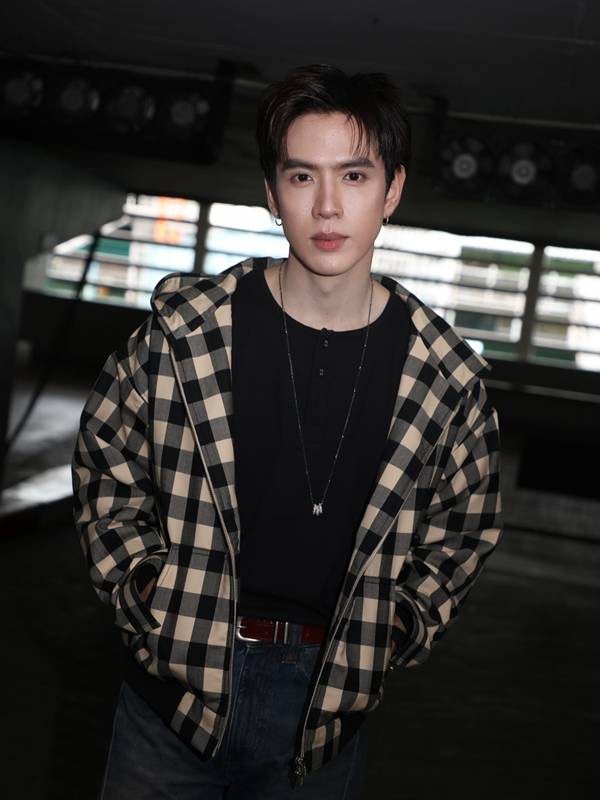 ฟิล์ม ธนภัทร - นนท์ อินทนนท์