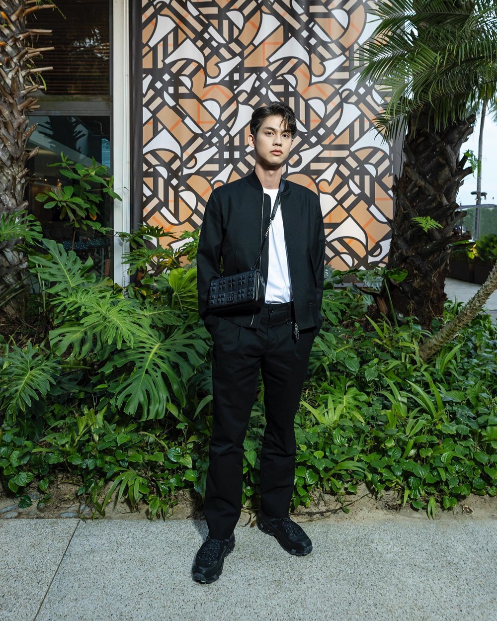 ไบร์ท วชิรวิชญ์