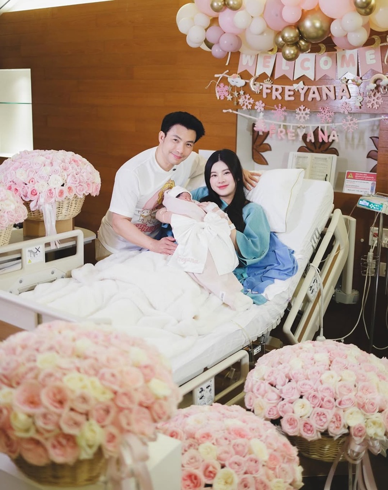 เปิดภาพแรก น้อง FREYANA ทายาทคนดัง น้องออน หมอสอง