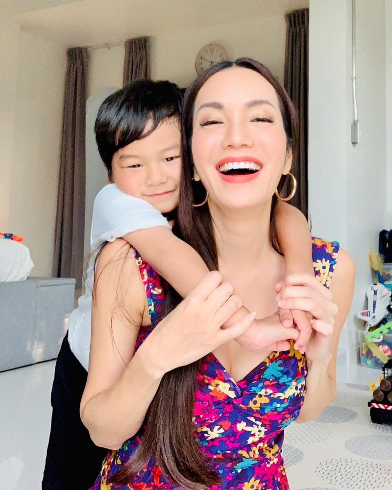 อ๋อม สกาวใจ