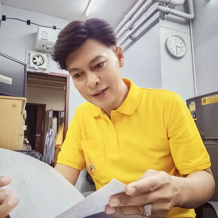 ดร.มนัส ตั้งสุข