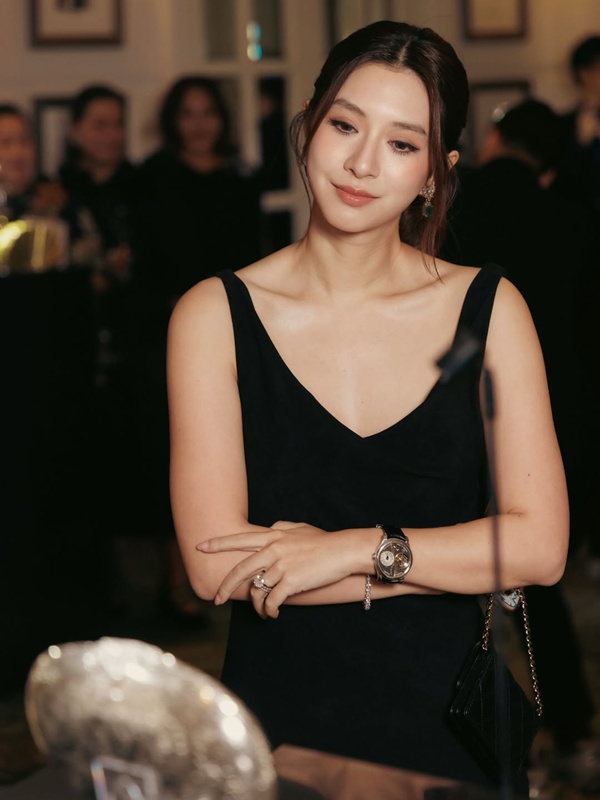 ไฮโซเซนต์ มิว นิษฐา