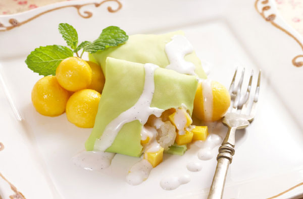 เครปข้าวเหนียวมะม่วง 