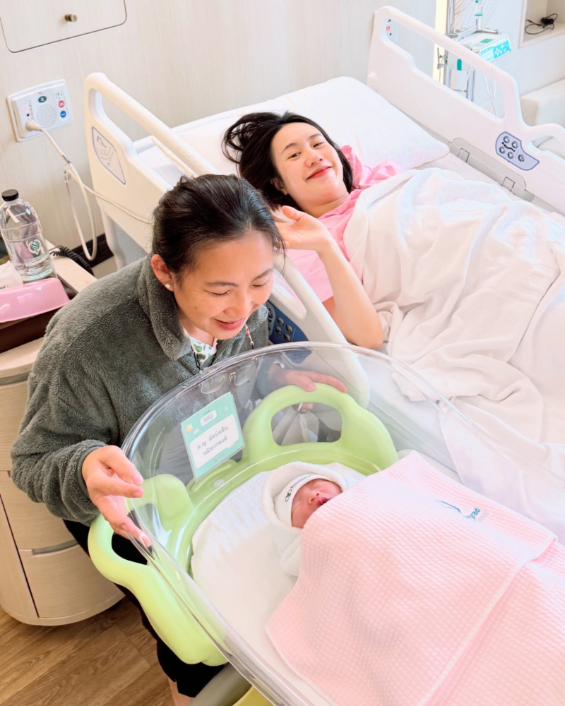 เมอา Mayy R ยูทูบเบอร์ดัง คลอดแล้ว