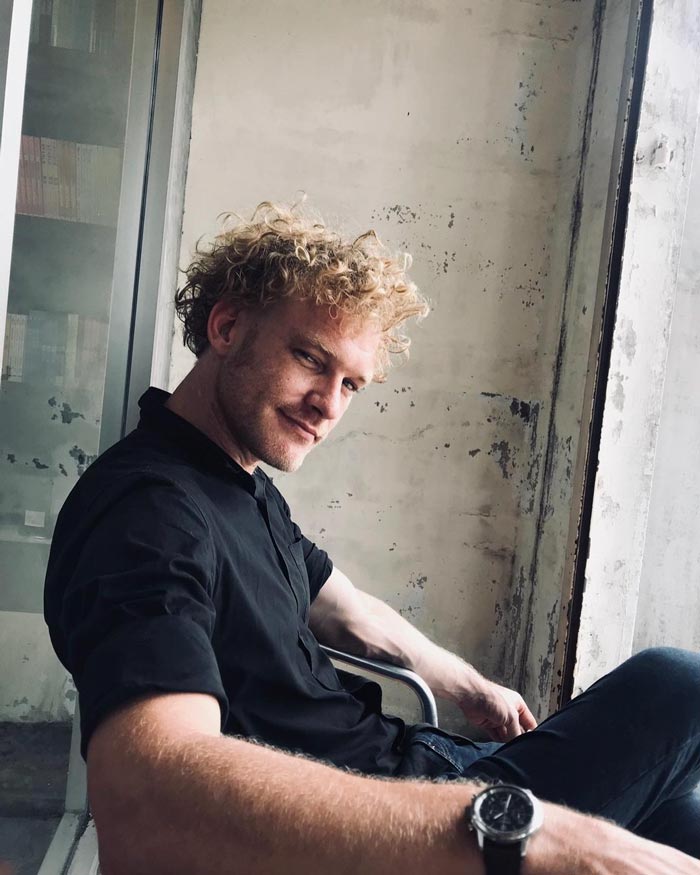 นิโคลัส