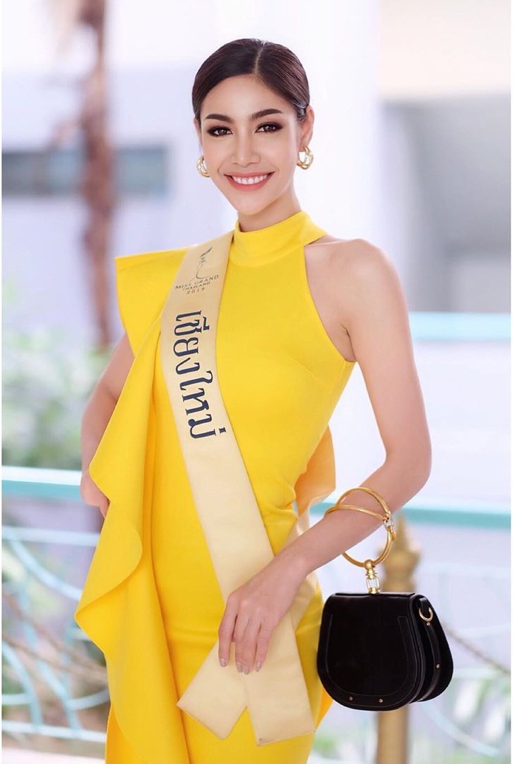 เจน นฤมล