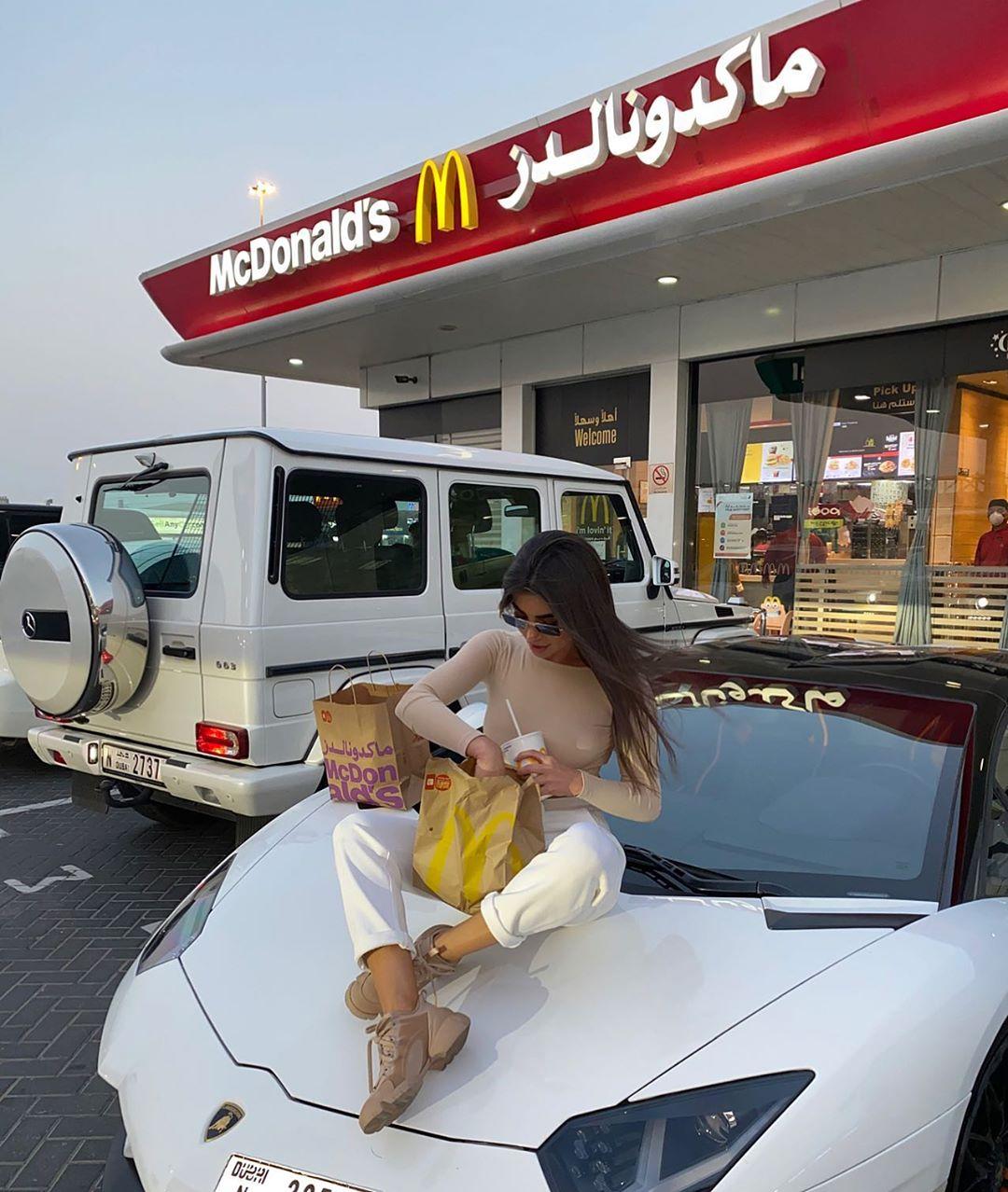 ทายาทเศรษฐี