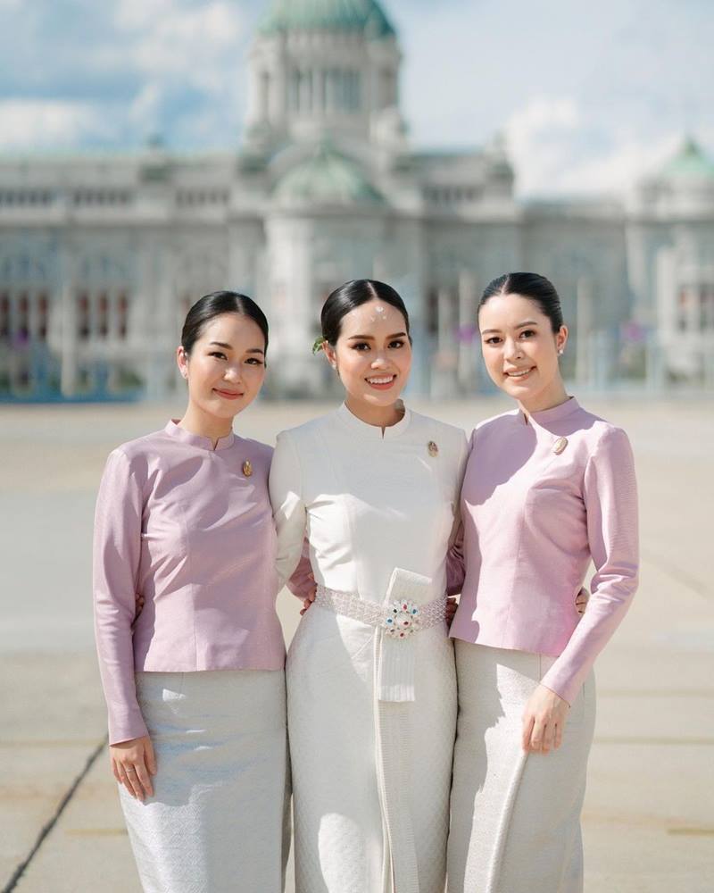 ออม ทายาททิฟฟี่ ดีเจอิฐ รับพระราชทานน้ำสังข์ กรมสมเด็จพระเทพฯ